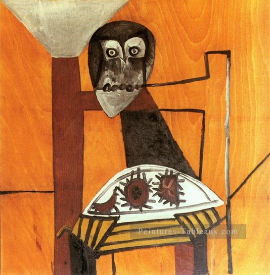 Nature morte a la chouette et aux trois oursins 1946 cubiste Pablo Picasso Peintures à l'huile
